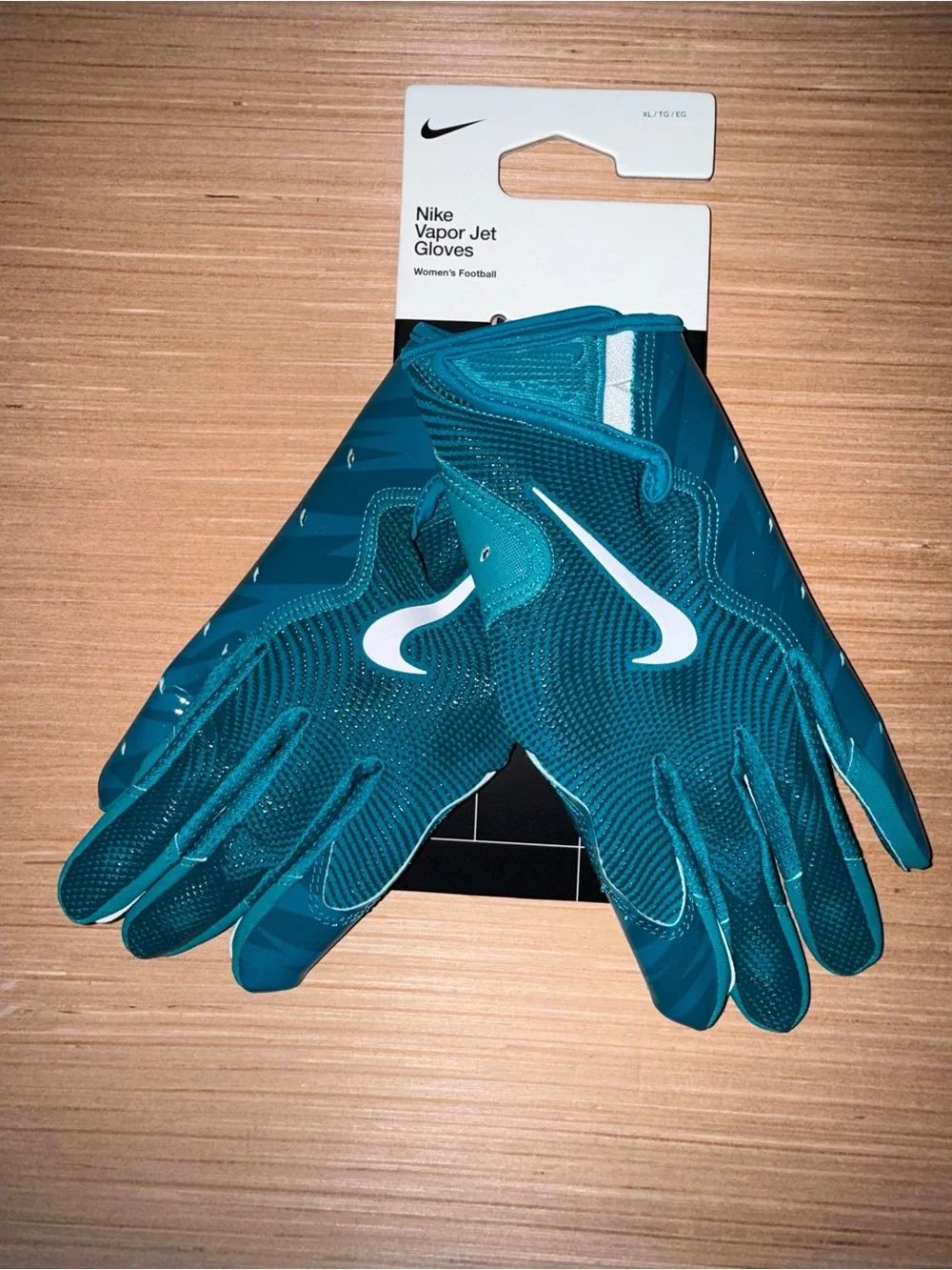 NWT | Nike Vapor Jet 8.0 Women's Football Gloves (Large & X-Large)